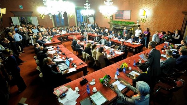 Como: il consiglio comunale