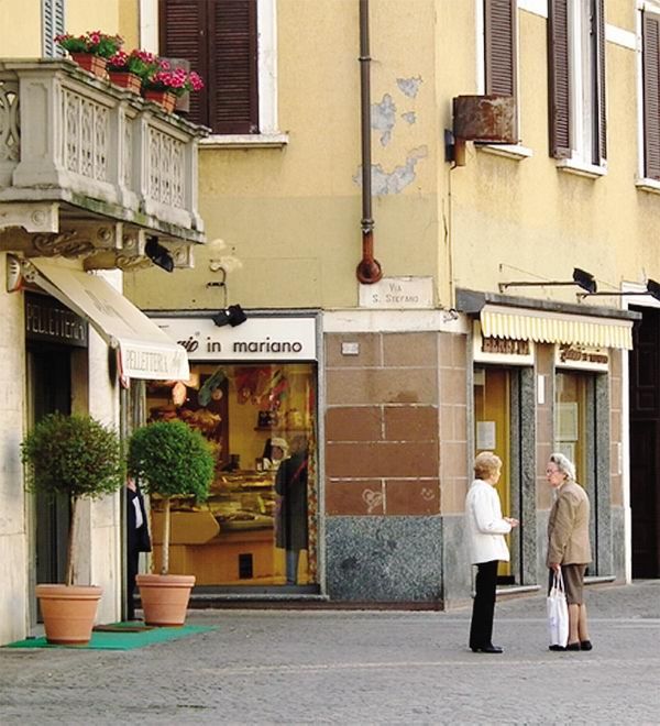 Il centro di Mariano Comense: tra gli addetti ai lavori c’è aria di rassegnazione Il centro di Mariano Comense: tra gli addetti ai lavori c’è aria di rassegnazione