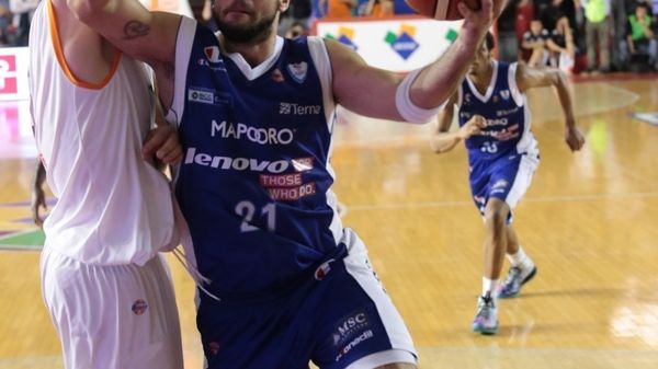 Il canturino Pietro Aradori