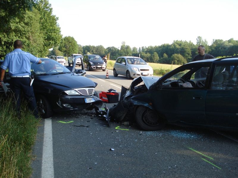 incidente sulla lomazzo bizzarone a uggiate
