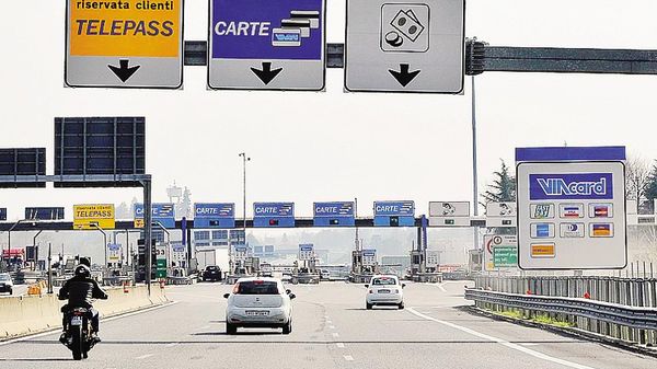 La barriera di Grandate dell’Autostrada dei Laghi. Nuovo aumento del pedaggio sull’A9