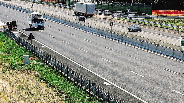 Una quota dei fondi bloccati arrivano dalla creazione della terza corsia sulla A9