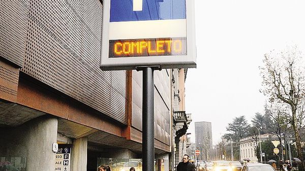 L’autosilo del Valduce in viale Lecco