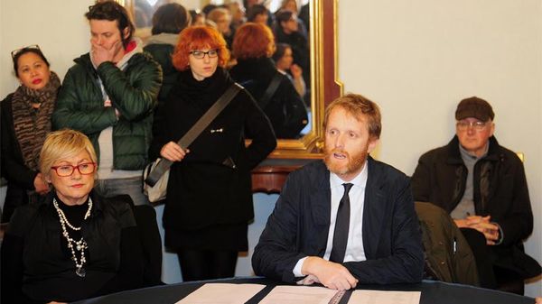 Alessandro Rapinese con i commercianti