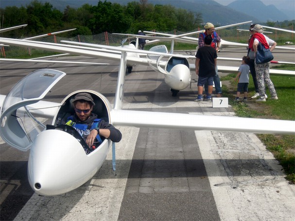 ALZATE BRIANZA - COMPETIZIONE NAZIONALE ALIANTI AEROPORTO VOLO A VELA VERZAGO