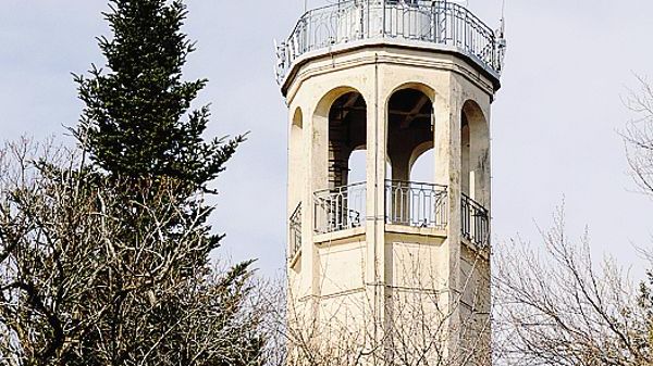 Una convenzione tra Brunate e Como fisserà i doveri sul faro 