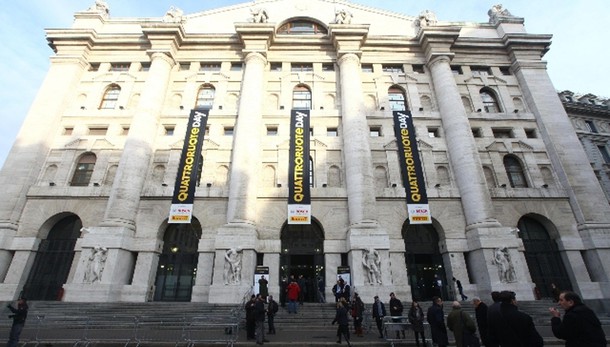 Borsa: Milano apre in rialzo (+0,37%)