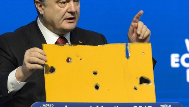 Ucraina: Poroshenko, 9.000 soldati russi