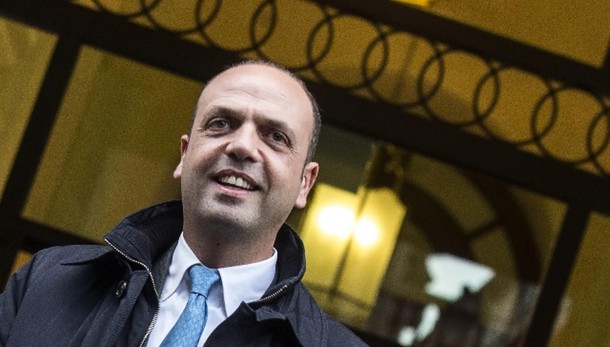 Alfano, al Colle un politico,non tecnico