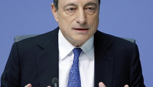 Cambi: euro stabile a 1,1251 dollari