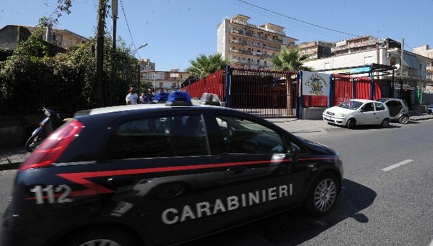 Morto uomo colpito da sparo padre