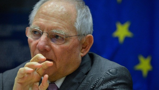 Schaeuble,Grecia soffre a causa politici