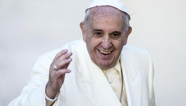 Mattarella: gli auguri del Papa