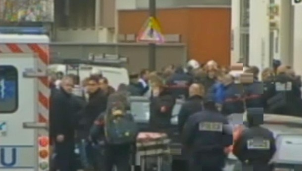 Strage Parigi:Napolitano, gesto vile