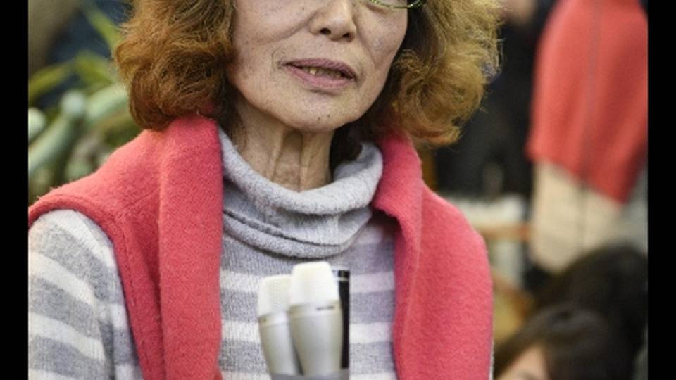 Isis, mogie Kenji: distrutta ma fiera Isis, mogie Kenji: distrutta ma fiera
