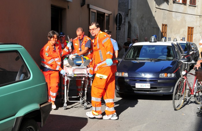 Bulgorello.omicidio al bar Arcobaleno - I soccorsi a Franco Mancuso