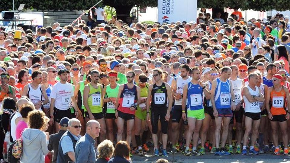 “Mezza” di Como, successo intero “Mezza” di Como, successo intero