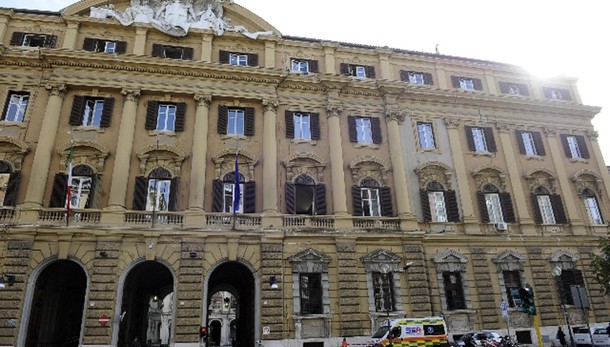 Pieno asta Bot 1 anno, tasso su a 0,027%