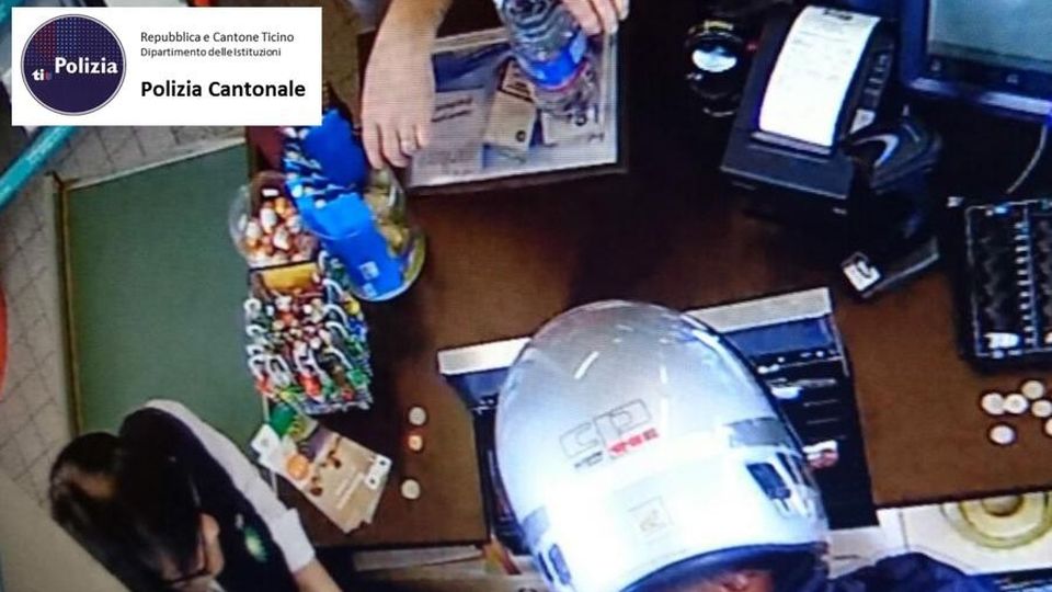 Confessano due rapinatori del benzinaio svizzero Confessano due rapinatori del benzinaio svizzero