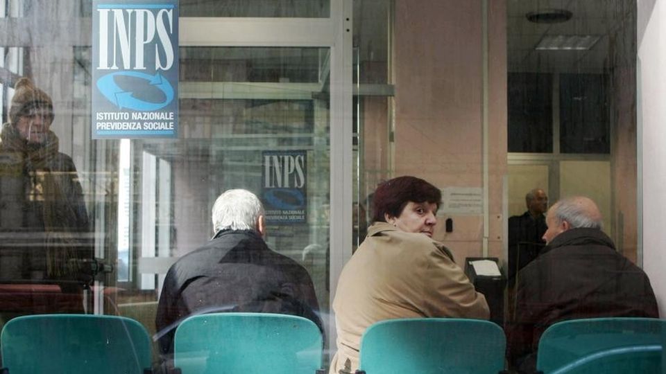 Pronto il decreto sulle pensioni Mini-rimborsi oltre i 2000 euro Pronto il decreto sulle pensioni Mini-rimborsi oltre i 2000 euro