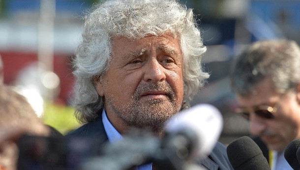 Pensioni:Grillo, chiedete tutti rimborso