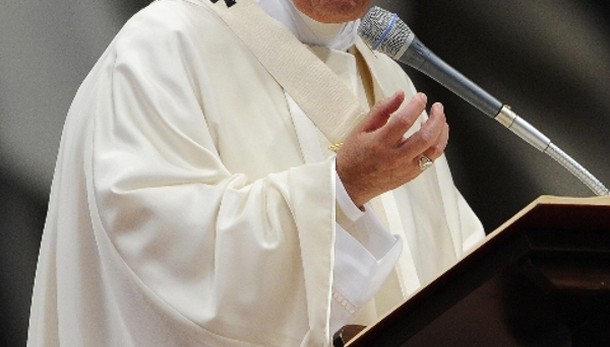 Papa a 70 anni da Guerra, è ora di pace