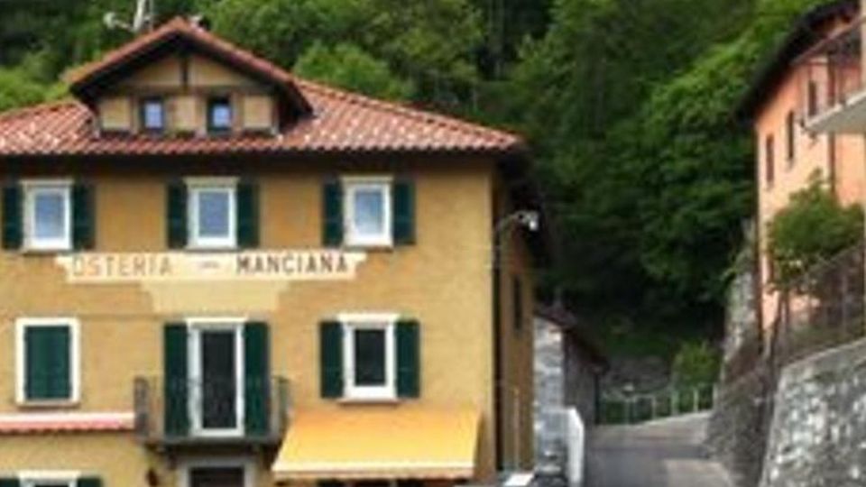 San Fedele: migranti in arrivo Alta tensione al confine svizzero San Fedele: migranti in arrivo Alta tensione al confine svizzero