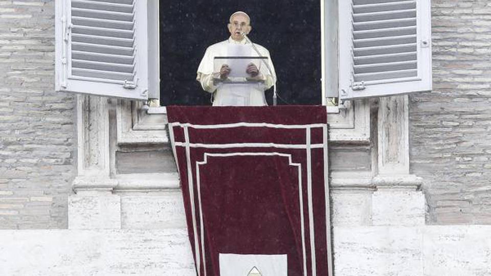 Tratta: Papa, incoraggia suore 'Renate' Tratta: Papa, incoraggia suore 'Renate'