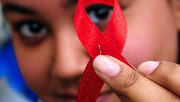 Aids:Unicef, ogni 2 minuti un contagio