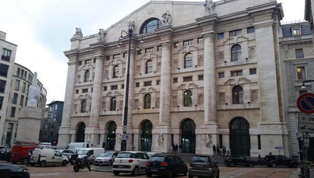 Borsa: Milano chiude in rialzo, +0,99%