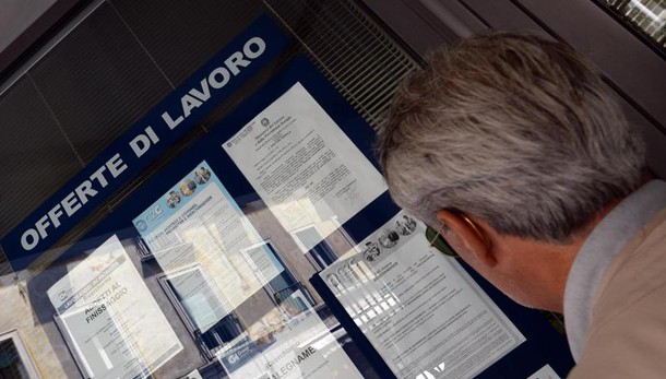 Disoccupazione ottobre cala all'11,6%