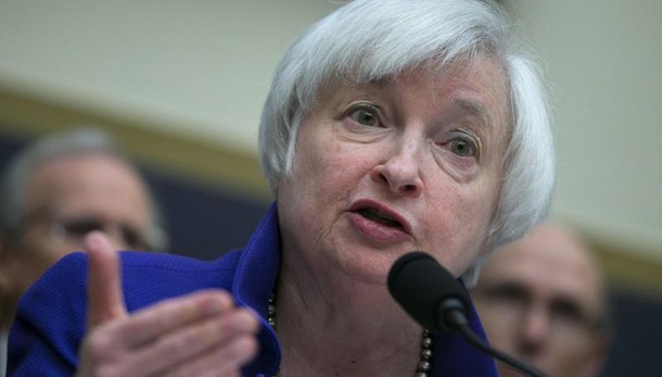 Fed alza tassi di un quarto di punto