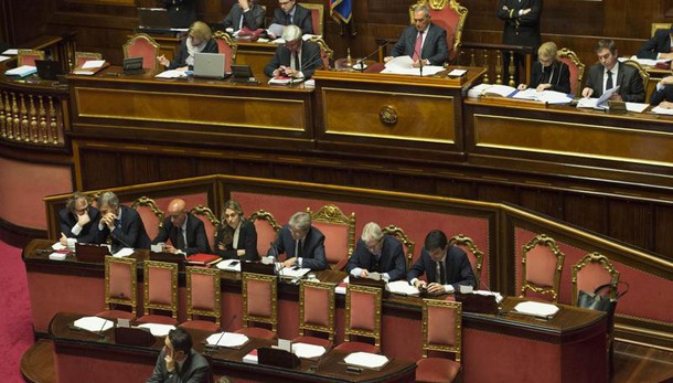 Governo: Ala-Sc non c'è a fiducia Senato
