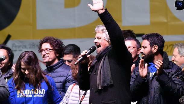 Grillo, M5s è un corpo solo, no correnti
