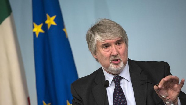 Povertà:tetto sussidio 400 euro famiglia