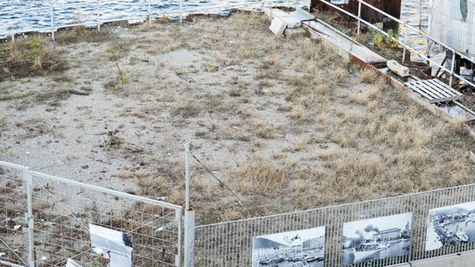 L’assurdo insistere sulla strada sbagliata L’assurdo insistere sulla strada sbagliata