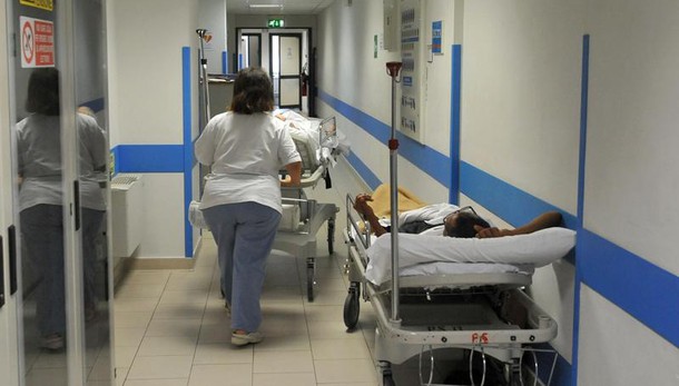 Assenteismo: Asl LE licenzia infermieri