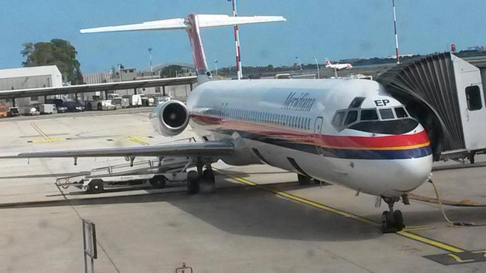 Meridiana: c'è accordo con Qatar Airways Meridiana: c'è accordo con Qatar Airways