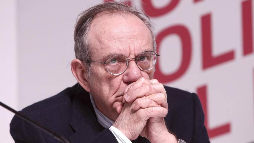 Padoan:riforme rafforzano sistema banche Padoan:riforme rafforzano sistema banche