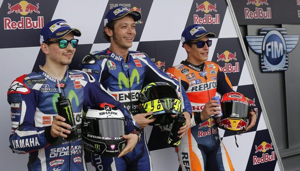 Moto: Marquez davanti a Rossi nel warm u