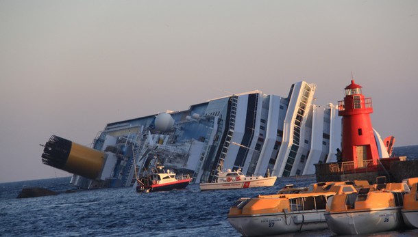 Concordia,via processo,Schettino no aula