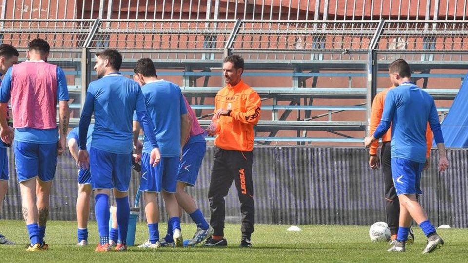 Ardito sprona il suo Como «Puoi farcela, ma serve carattere» Ardito sprona il suo Como «Puoi farcela, ma serve carattere»