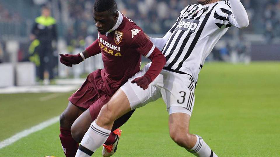 Juve, Chiellini fermo 20 giorni Juve, Chiellini fermo 20 giorni