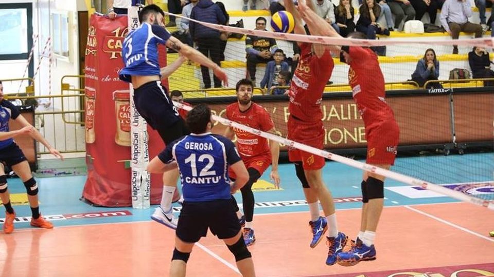Mercoledì il match dell’anno La Cra Cantù si sta caricando Mercoledì il match dell’anno La Cra Cantù si sta caricando