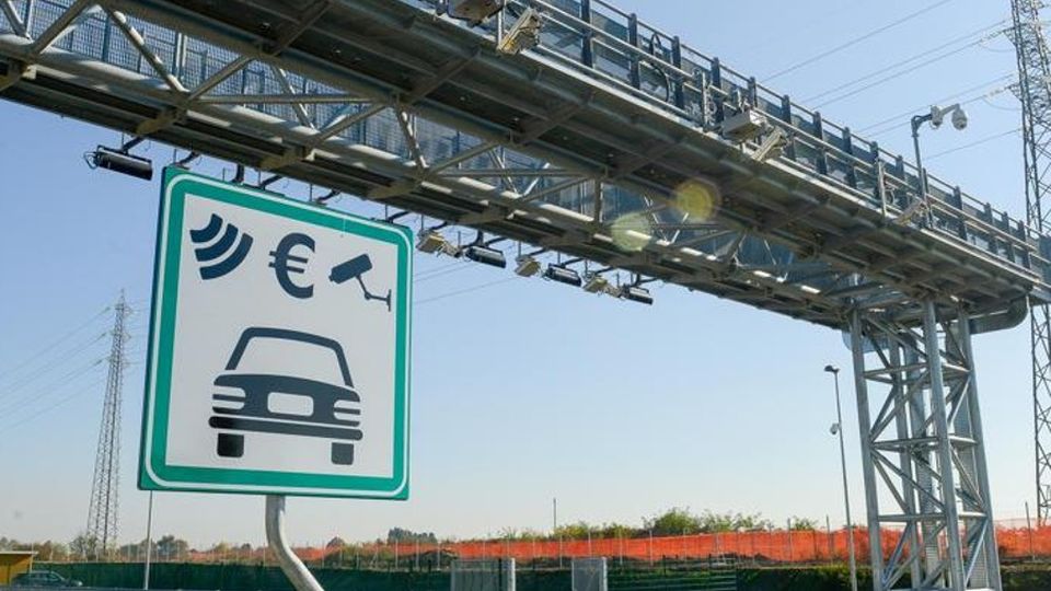 Pedemontana, non paga nessuno Conto a casa per 250mila persone Pedemontana, non paga nessuno Conto a casa per 250mila persone