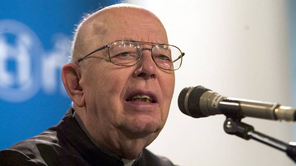 Morto a 91 anni l'esorcista padre Amorth Morto a 91 anni l'esorcista padre Amorth