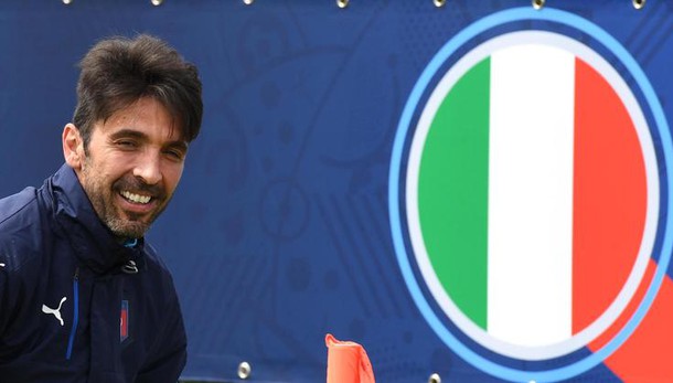 Renzi Italia orgogliosa di Buffon