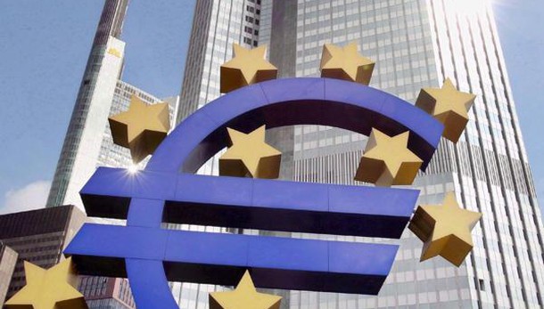 Draghi, economia euro solida ma rischi