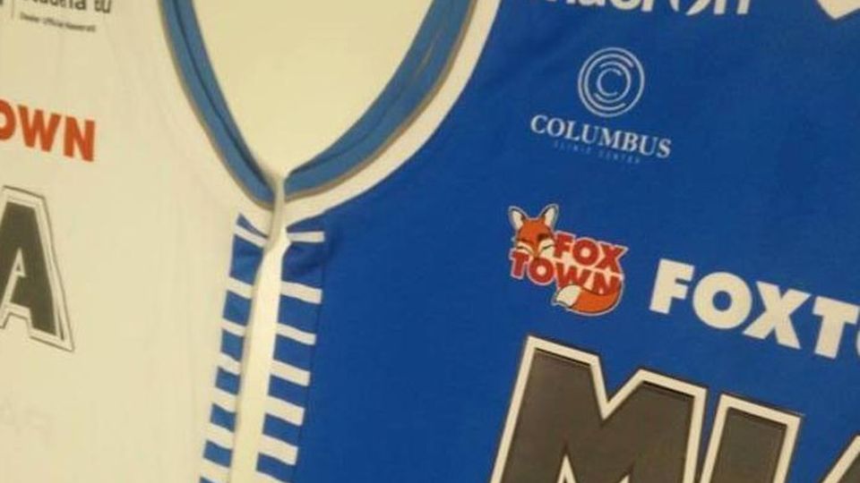Una festa per gli sponsor Amichevole più cena Una festa per gli sponsor Amichevole più cena