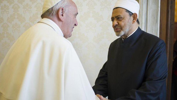 Papa: il 28 a Al-Azhar conferenza pace